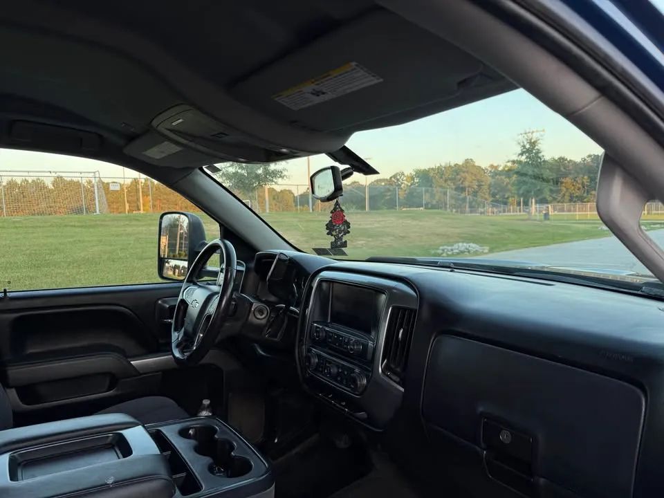 Chevrolet Silverado 1500 LT Double Cab 4WD (2017) - Gasoline